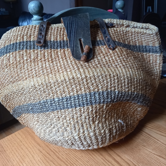 Vintage Handbags - Vintage Sisal Market Shoulder Basket Bag